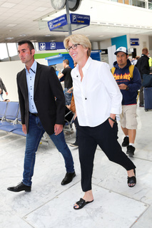 Emma Thompson feet photo thumbnail