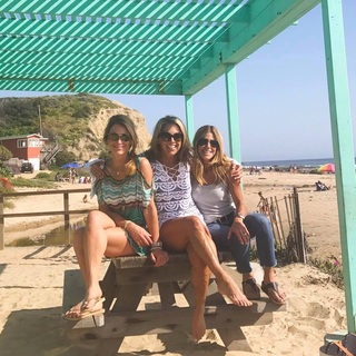 Denise Austin feet photo thumbnail