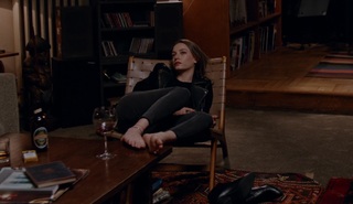 Serenay Sarikaya feet photo thumbnail