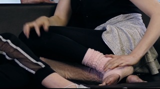 Serenay Sarikaya feet photo thumbnail