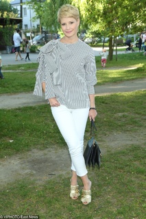 Malgorzata Kozuchowska feet photo thumbnail