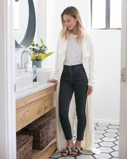 Jamie Chung feet photo thumbnail