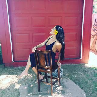 Nikki Garcia feet photo thumbnail