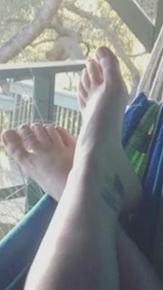 Paris Jackson feet photo thumbnail