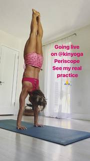 Kino MacGregor feet photo thumbnail