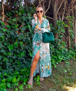 Paula Echevarría feet photo thumbnail