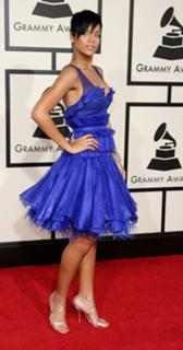 Rihanna feet photo thumbnail