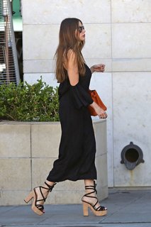 Sofía Vergara feet photo thumbnail