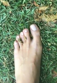 Doukissa Nomikou feet photo thumbnail