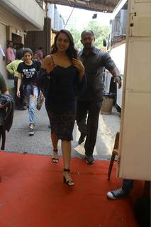 Sonakshi Sinha feet photo thumbnail