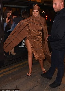 Chloe Ferry feet photo thumbnail