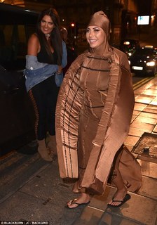 Chloe Ferry feet photo thumbnail