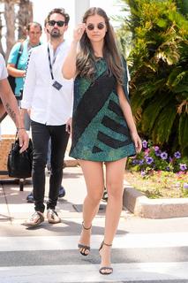 Barbara Palvin feet photo thumbnail