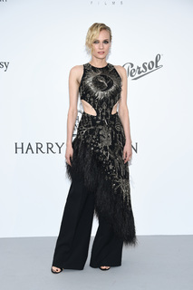 Diane Kruger feet photo thumbnail
