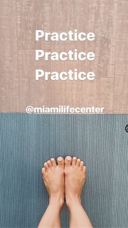 Kino MacGregor feet photo thumbnail