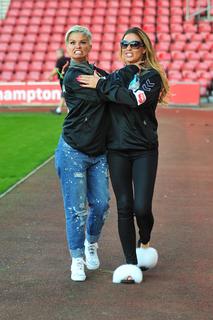 Katie Price feet photo thumbnail