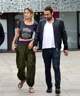 Paris Jackson feet photo thumbnail