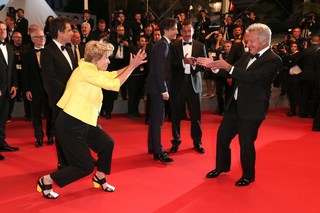 Emma Thompson feet photo thumbnail