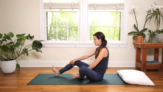 Adriene Mishler feet photo thumbnail