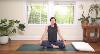Adriene Mishler feet photo thumbnail