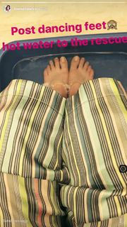 Kiara Advani feet photo thumbnail