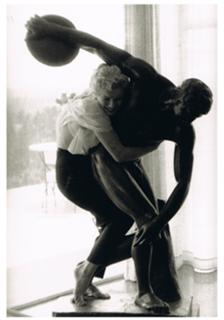 Marilyn Monroe feet photo thumbnail