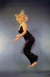 Marilyn Monroe feet photo thumbnail