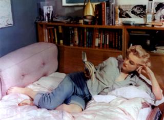 Marilyn Monroe feet photo thumbnail
