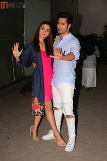 Alia Bhatt feet photo thumbnail
