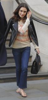 Lily Collins feet photo thumbnail