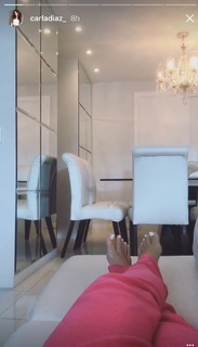 Carla Diaz feet photo thumbnail