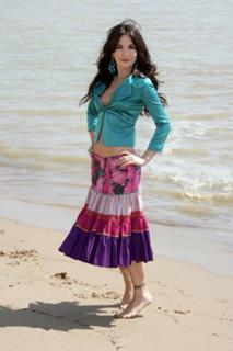 Natalia Oreiro feet photo thumbnail