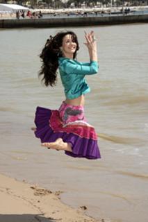 Natalia Oreiro feet photo thumbnail