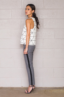 Jamie Chung feet photo thumbnail
