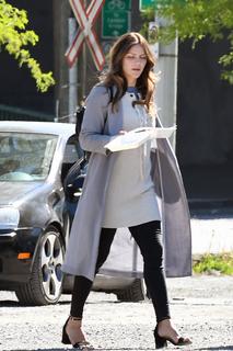 Katharine McPhee feet photo thumbnail