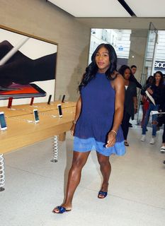 Serena Williams feet photo thumbnail