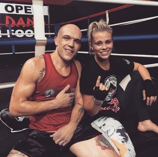Paige VanZant feet photo thumbnail