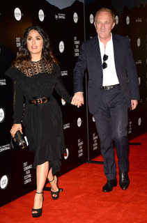 Salma Hayek feet photo thumbnail