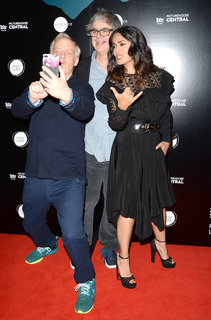 Salma Hayek feet photo thumbnail
