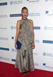 Zoe Saldana feet photo thumbnail