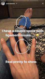 Danica Patrick feet photo thumbnail