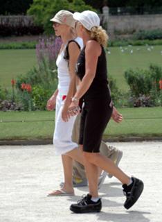 Cameron Diaz feet photo thumbnail