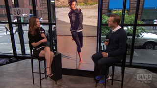 Hilary Swank feet photo thumbnail