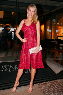 Ana Hickmann feet photo thumbnail
