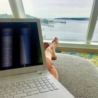 Nova Meierhenrich feet photo thumbnail