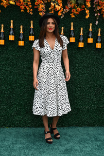 Priyanka Chopra Jonas feet photo thumbnail