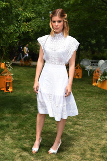 Kate Mara feet photo thumbnail