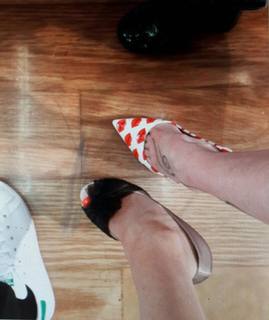 Veronica Maya feet photo thumbnail