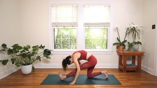 Adriene Mishler feet photo thumbnail