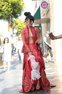 Bai Ling feet photo thumbnail